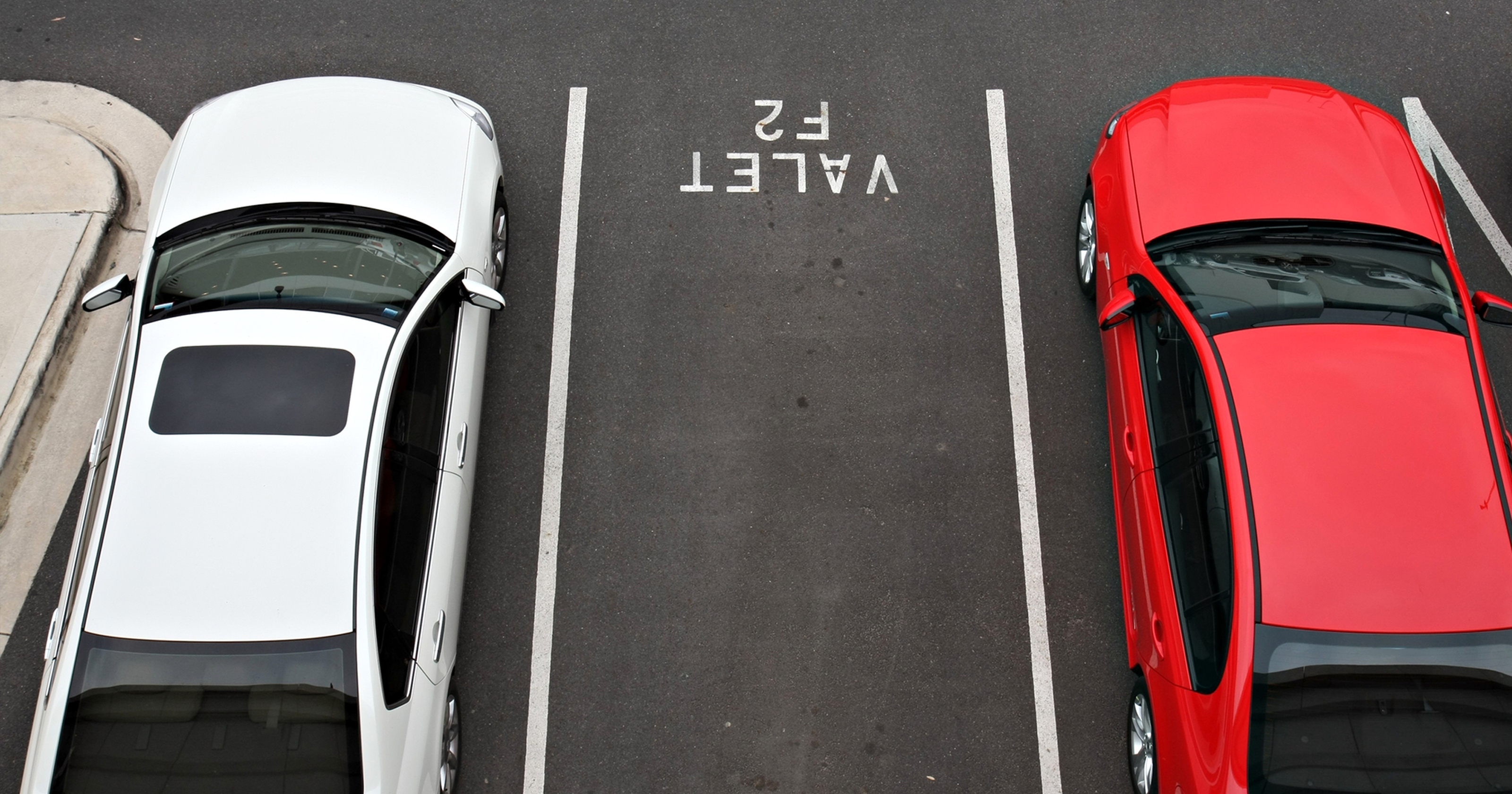 Tem carro automático?! Aprenda a estacionar corretamente