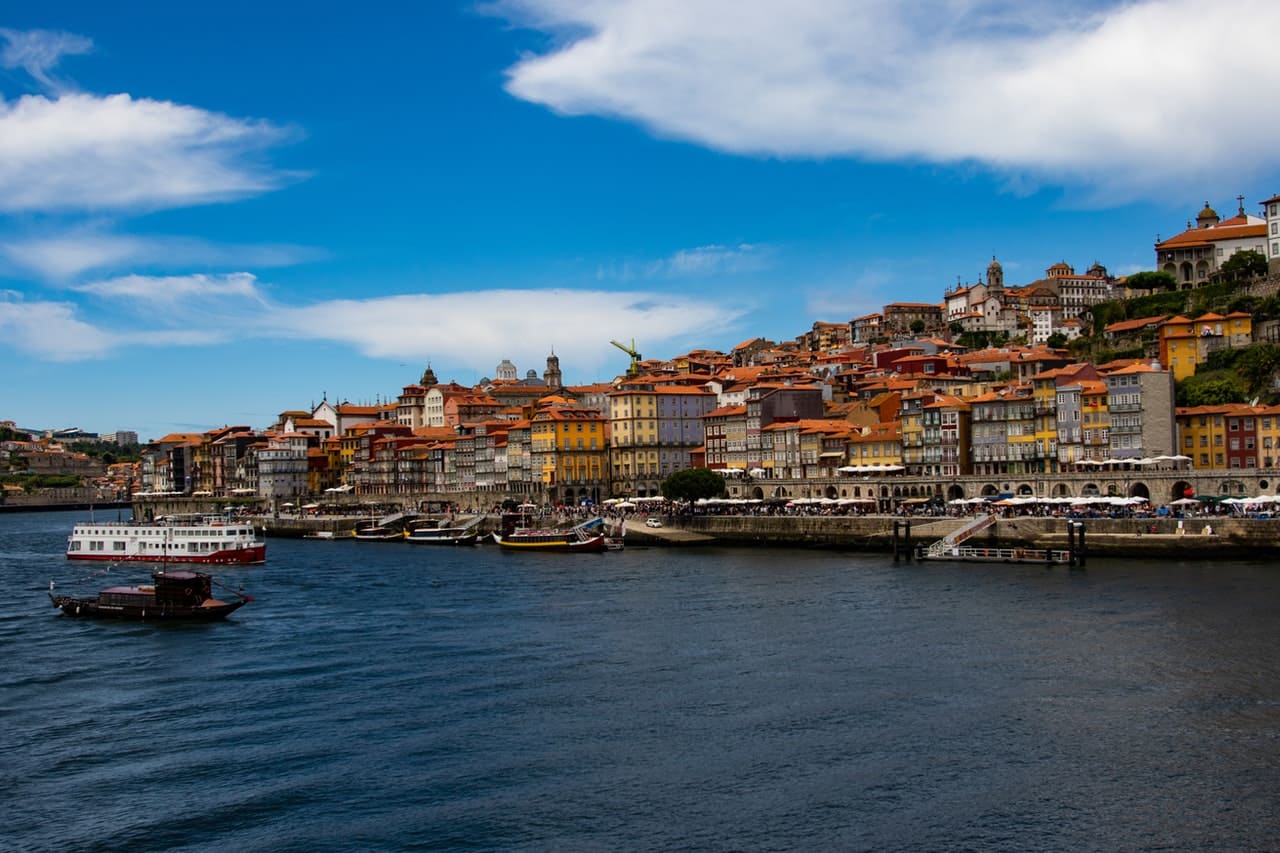 Quer Morar em Portugal? Conheça as Vantagens e Quais Documentos Necessários Para a Cidadania